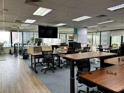 The Arcade (D1), Office #586598081